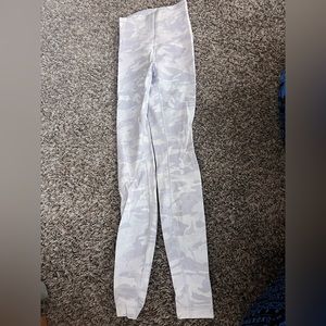 Wunder Under Highrise Lululemon Leggings